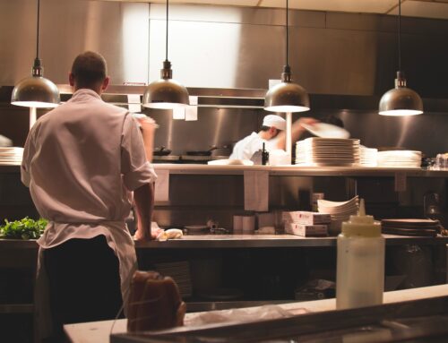 Restaurantkleidung: Wählen Sie das Richtige für sich